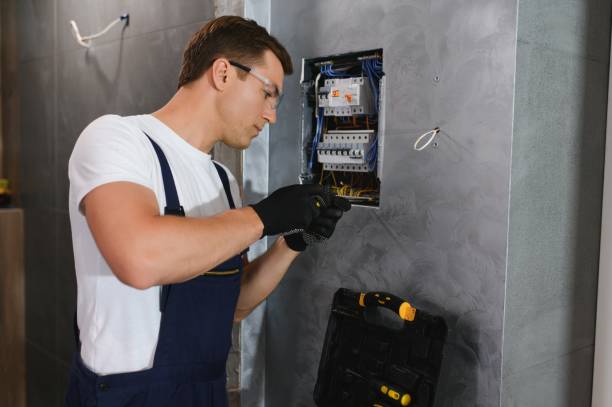 Best Emergency Electrical Repair  in De Soto, KS